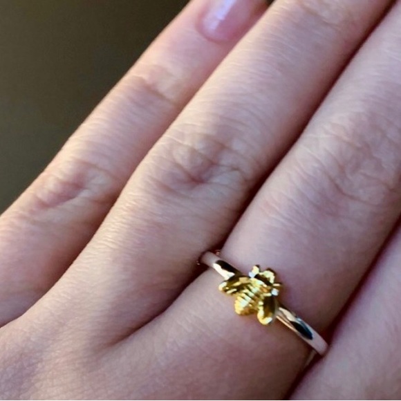 🐝 Two toned silver yellow gold BEE Ring - Picture 10 of 10